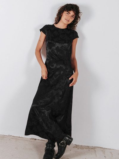 Σατέν φόρεμα ζακάρ