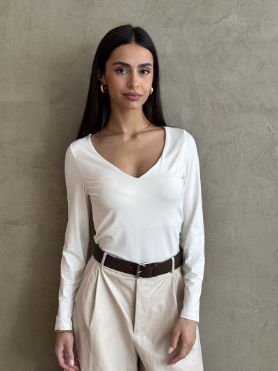 Κορμάκι με V